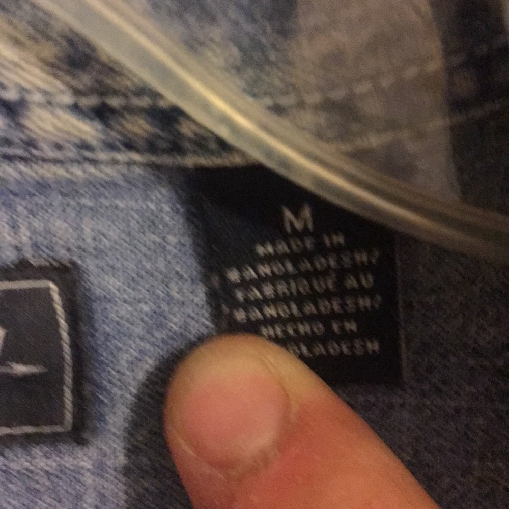 Jean button down - Picture 3 of 4
